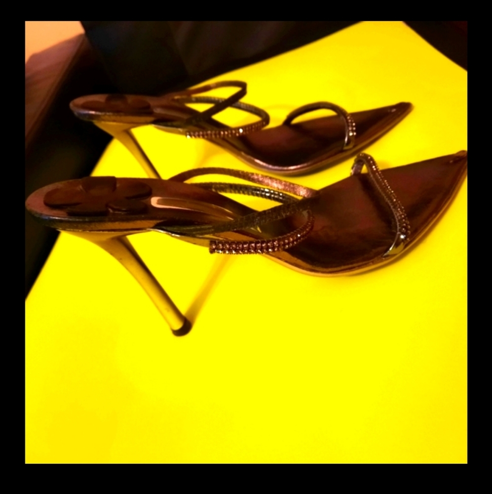 Alberto Venturini elegant design shoes size 8 , worn gently.$70